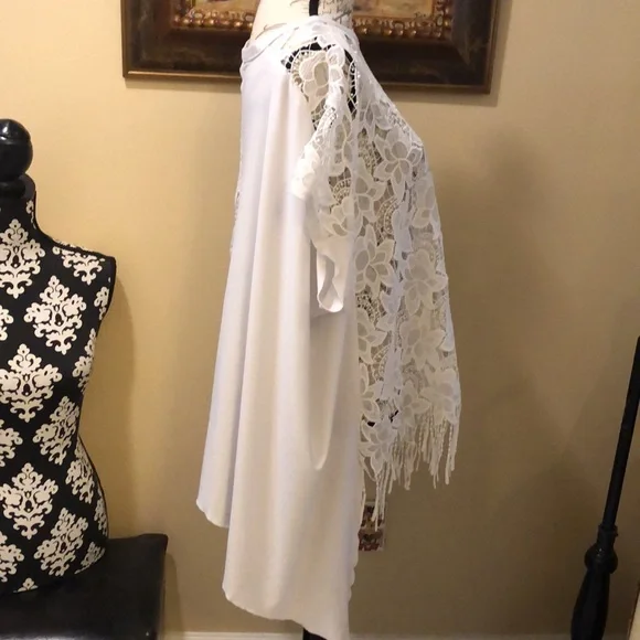 J. Ribkoff Chantilly open lace front stretchy opaque lace back bohemian top - Picture 3 of 9